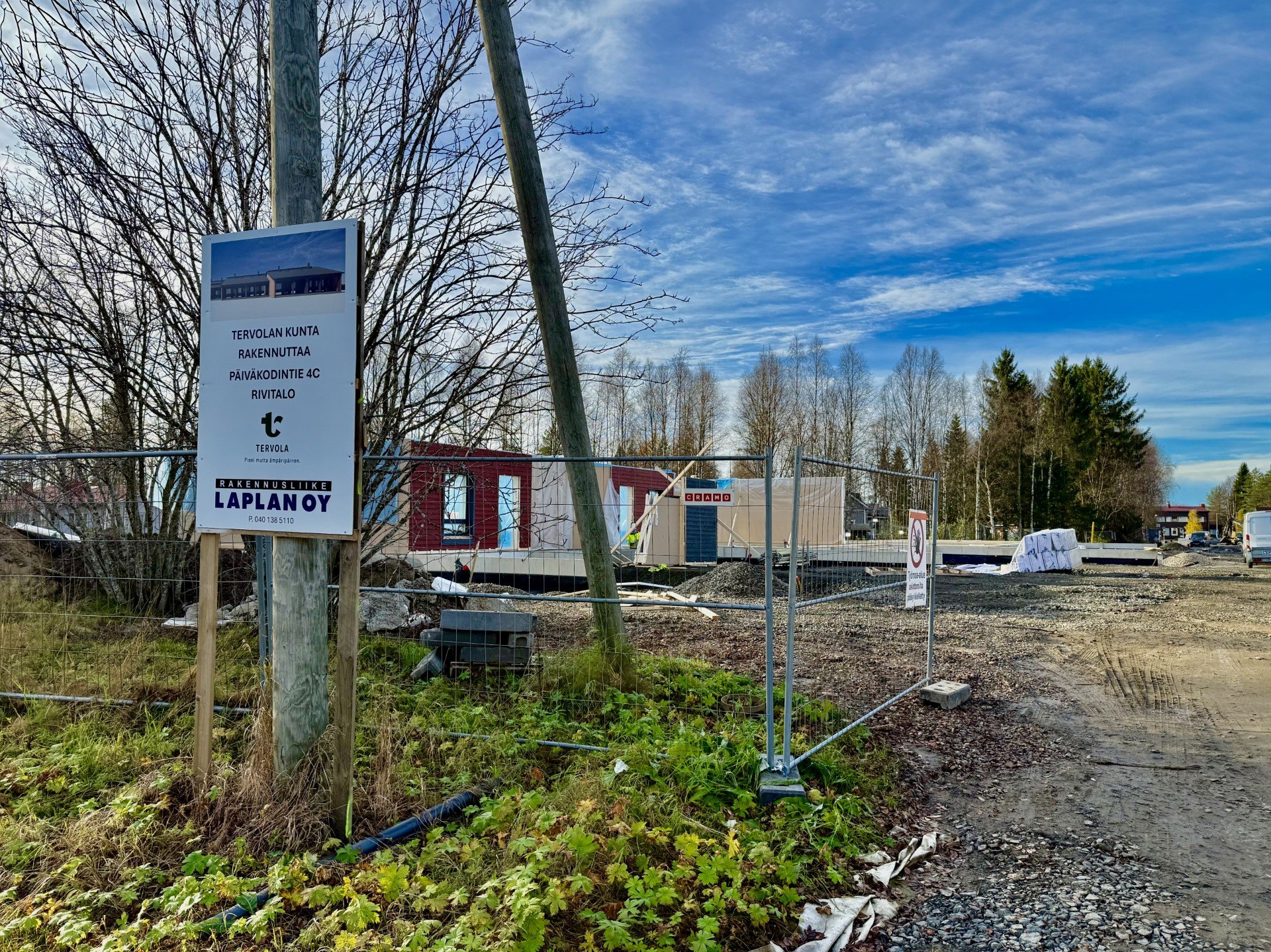 Rivitalotyömaa Rivitalotyömaa.